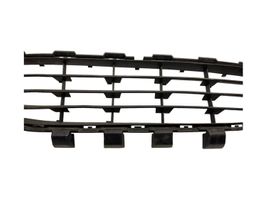 Renault Megane II Maskownica / Grill / Atrapa górna chłodnicy 8200412379