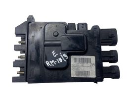 Renault Megane III Câble de batterie positif 243800011R
