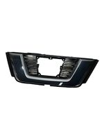 Nissan X-Trail T32 Maskownica / Grill / Atrapa górna chłodnicy 623106FR5C