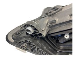 Mercedes-Benz V Class W447 Lampa przednia A4479061501