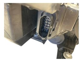 Volkswagen PASSAT B8 Lampa przednia 3G1941035P