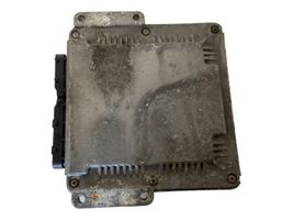 Chrysler Voyager Calculateur moteur ECU 0281012121