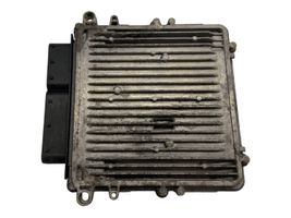 Chrysler Voyager Sterownik / Moduł ECU 0281013530