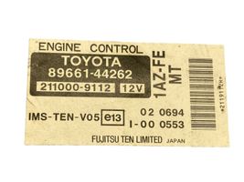 Toyota Avensis Verso Moottorin ohjainlaite/moduuli 8966144262