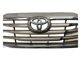 Toyota Hilux (AN120, AN130) Grille calandre supérieure de pare-chocs avant 531110K480