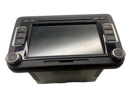 Volkswagen PASSAT CC Radio / CD/DVD atskaņotājs / navigācija 1K0035180AF