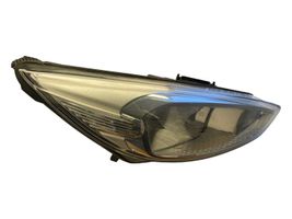 Ford Focus Lampa przednia F1EB13W029AD