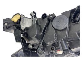 Volkswagen Golf VIII Lampa przednia 90150890