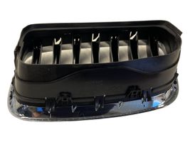 BMW X5 E70 Maskownica / Grill / Atrapa górna chłodnicy 51137171396