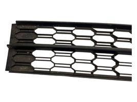 Skoda Octavia Mk3 (5E) Front bumper lower grill 5E0853677J