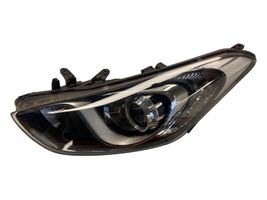 Hyundai i30 Faro/fanale 92101A6100