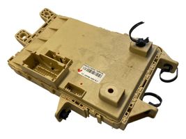 KIA Carens III Module de fusibles 91950A4510