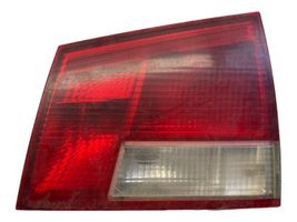 Opel Vectra C Lampy tylnej klapy bagażnika 24469464