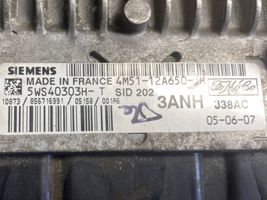 Ford Focus Sterownik / Moduł ECU 4M5112A650JH