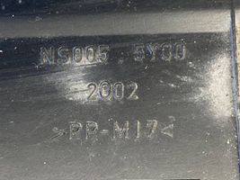 Nissan Pulsar Garniture de radiateur NS0055Y00
