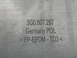 Volkswagen PASSAT B8 Ramka tylnej tablicy rejestracyjnej 3G0807287