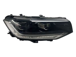 Volkswagen T-Cross Lampa przednia 2GM941036B