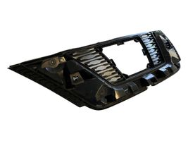 Nissan X-Trail T32 Maskownica / Grill / Atrapa górna chłodnicy 623106FR0C