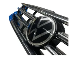 Volkswagen Tiguan Etupuskurin ylempi jäähdytinsäleikkö 5NN853653