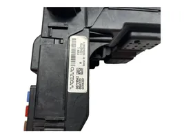 Volvo S60 Fuse module 30728542