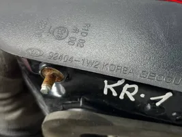 KIA Rio Takaluukun takavalot 924041W2