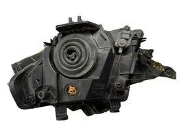 0821511F8RM Nissan Navara D40 Headlight/headlamp, 80.00 € | RRR 