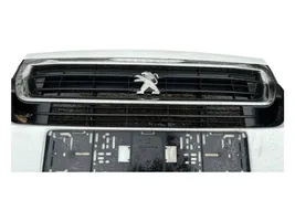 Peugeot Partner Pare-choc avant 9816749477