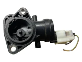 Mazda 3 I Boîtier de thermostat 3H31302