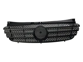 Mercedes-Benz Vito Viano W639 Grille calandre supérieure de pare-chocs avant BZ0706401