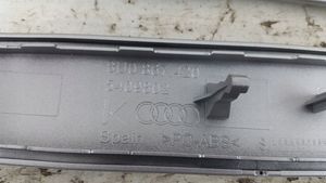 Audi Q3 8U Boczki / Tapicerka drzwi / Komplet 8U0867420