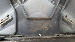 Citroen Jumpy Front bumper upper radiator grill 1484193077