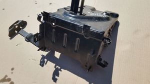 Fiat Panda III Boîte de batterie 55702622