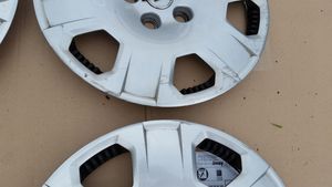 Opel Astra H R16 wheel hub/cap/trim 