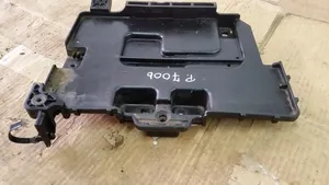 Hyundai i30 Vassoio scatola della batteria 37150-A5000