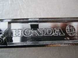 Honda Accord Etupuskurin ylempi jäähdytinsäleikkö 7512051AE00