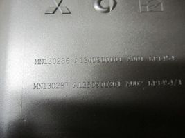 Mitsubishi Colt Couvercle du boîtier de filtre à air MN130294