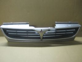 Mitsubishi Space Wagon Grille calandre supérieure de pare-chocs avant MR155554