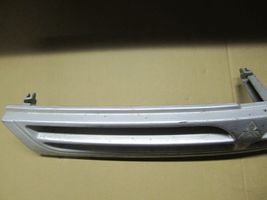 Mitsubishi Lancer Griglia superiore del radiatore paraurti anteriore MR221698