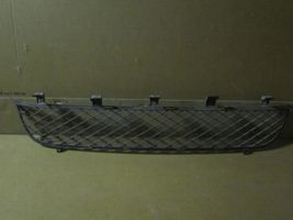 Mitsubishi L200 Grille inférieure de pare-chocs avant 