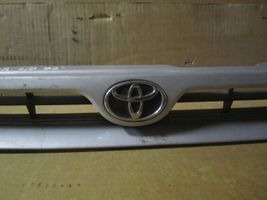 Toyota Corolla E100 Grille calandre supérieure de pare-chocs avant 