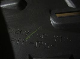 Mazda Demio Etupuskurin ylempi jäähdytinsäleikkö D26750712