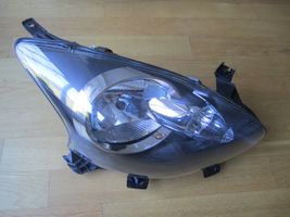 Toyota Aygo AB10 Lampa przednia 