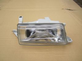 Toyota Carina T170 Lampa przednia 