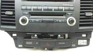 Mitsubishi Lancer X Panel radia 8002A863XA