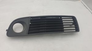 Audi A6 S6 C5 4B Grille inférieure de pare-chocs avant AD99013LH