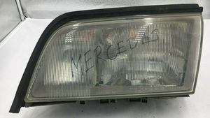 Mercedes-Benz C W202 Lampa przednia 0301036201
