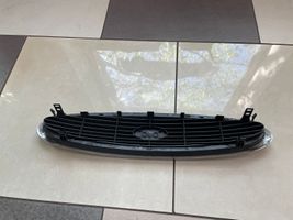 Ford Mondeo Mk III Grotelės viršutinės 96BG8200