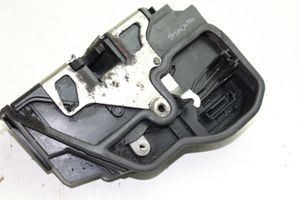 BMW X3 E83 Serratura portiera anteriore 7167066