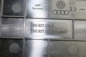 Volkswagen PASSAT B7 Skrzynka bezpieczników / Komplet 3C0937125