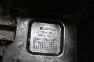 Chevrolet Cruze Support boîte de batterie 13262103